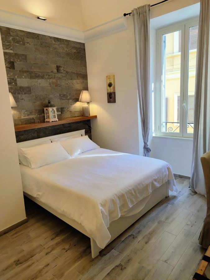 Christy Suite Elegante Appartamento Nel Centro Storico Di Anzio Eksteriør billede